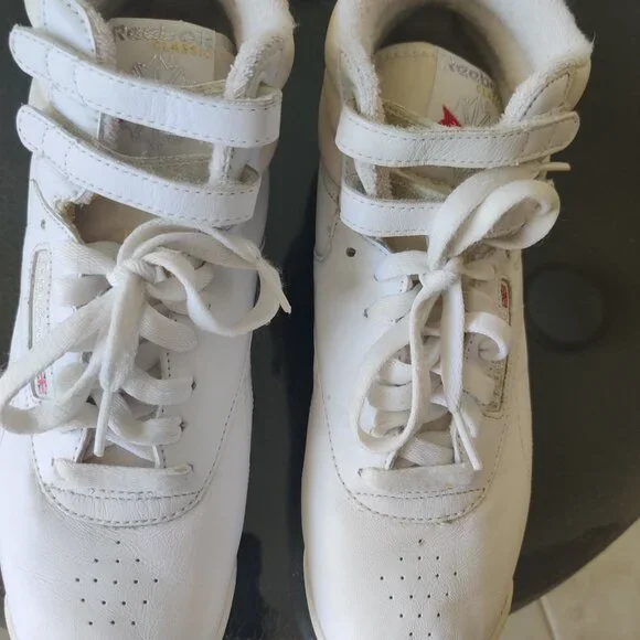 **NEW REEBOK CLASSIC FREESTYLE HI TOP SNEAKERS** Size 8.5 - Picture 4 of 8